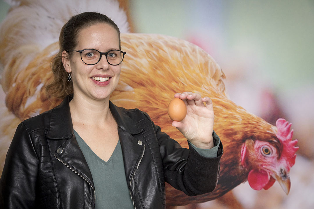 Anne-Jo Smits is als projectmedewerker bij het Poultry Expertise Centre nauw betrokken bij de organisatie van de Wereldeidag. Foto: Koos Groenewold