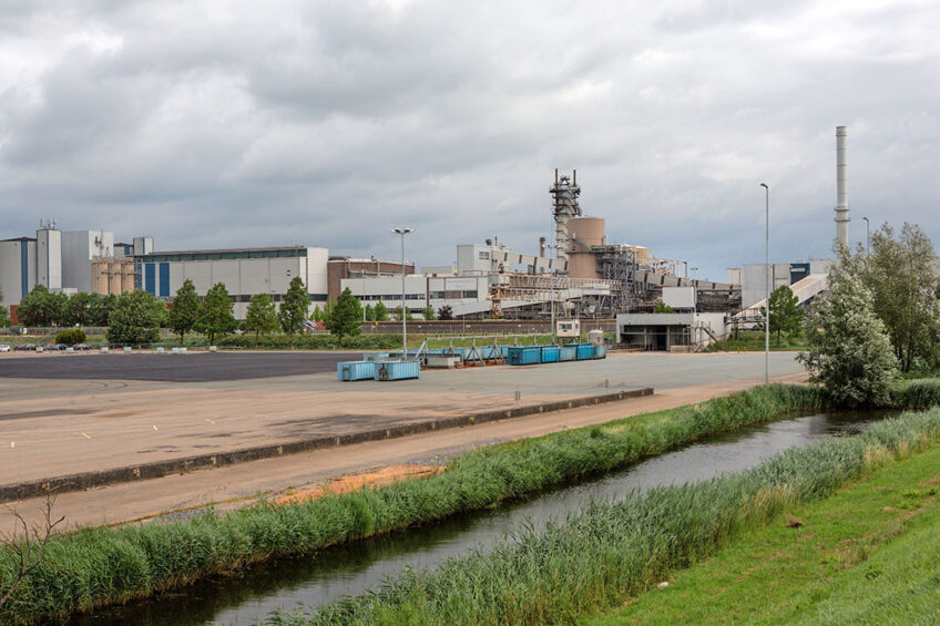 De suikerfabriek van Cosun Beet Company in Dinteloord. De zaadbestelling voor teelt 2021 nadert het einde. - Foto: Peter Roek