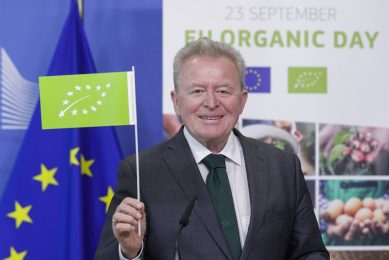 EU-landbouwcommissaris Janusz Wojciechowski op 23 september tijdens de viering van de dag van biologisch voedsel. Streven naar 25% biologische landbouw is onderdeel van de Green Deal. - Foto: ANP