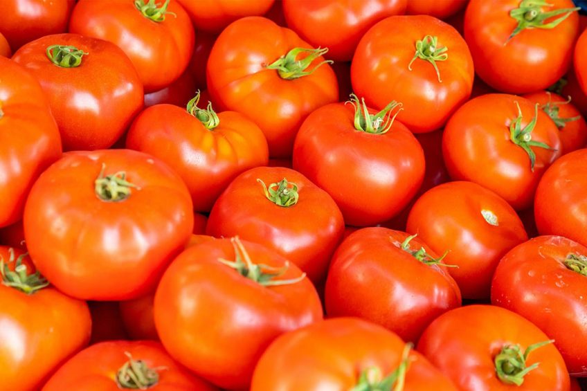 Onderdeel daarvan is dat Kraft Heinz, dat maker is van Heinz tomatenketchup, zijn tomaten in 2025 100% duurzaam inkoopt. Foto: Canva
