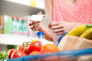 Volgens het CBS was voeding in maart maar liefst 6,2% duurder dan een jaar eerder. - Foto: Canva/cyano66