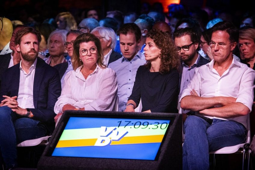 Dennis Wiersma, Christianne van der Wal, Sophie Hermans en Mark Rutte tijdens de algemene ledenvergadering van de VVD. - Foto: ANP