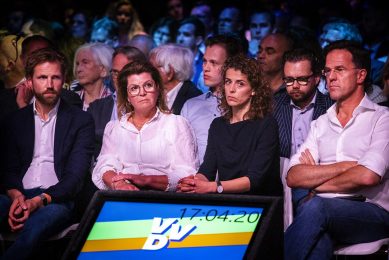 Er is onvrede over de manier waarop de Tweede Kamerfractie is omgegaan met de kritische motie over het stikstofbeleid die is aangenomen tijdens de algemene ledenvergadering van de VVD op 11 juni. - Foto: ANP