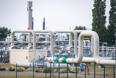 Gasinstallatie in het Duitse Lubmin, waar gas vanuit Nord Stream I binnenkomt. Door deze pijpleiding wordt weer mondjesmaat gas aangevoerd vanuit Rusland. - Foto: ANP