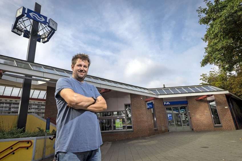 Lukas Lagerweij is een van de oprichters van onbemande streekwinkel Pantry. De onbemande supermarkt start op 19 september met de verkoop van streekproducten op station Ede-Wageningen. - Foto: Koos Groenewold