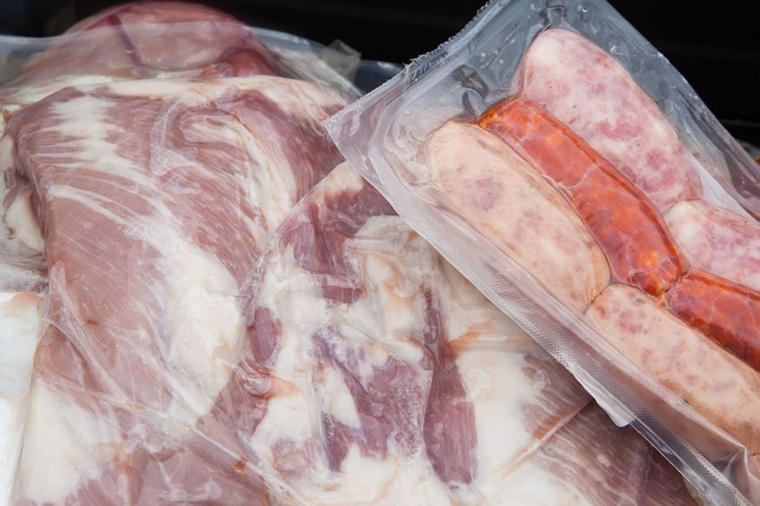 Hilton Foods, dat vooral vlees verwerkt en verpakt voor supermarkten, zag de volumes in het halfjaar tot half juli wel met 3% toenemen naar 271.708 ton. Foto: Canva