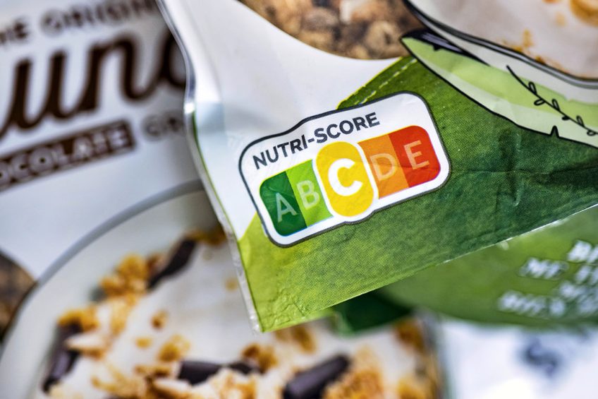 Nutri-Score op een pak ontbijtgranen. Dit logo moet ervoor zorgen dat het makkelijker wordt om gezonde keuzes te maken in supermarkten. - Foto: ANP