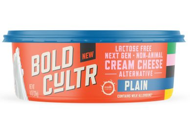 Onder het merk Bold Cultr komt de vegan roomkaas met eiwit van Remilk gemaakt met precisiefermentatie op de markt. - Foto: Bold Cultr