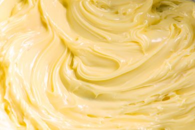 Boter volgt de prijsdaling van boterolie met een min van 0,6% tot $ 4.449. - Canva/meawnamcat