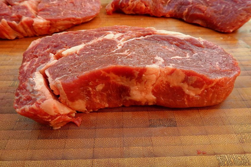 De over gehele linie gestegen prijzen houden consumptie van rundvlees op een laag pitje. Foto: Canva
